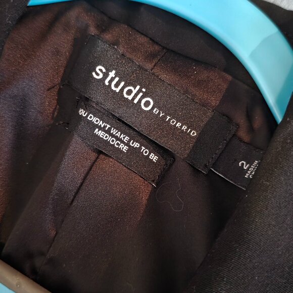 Long Black Vest with Tie Up Belt from Torrid, size 2 - Picture 7 of 9